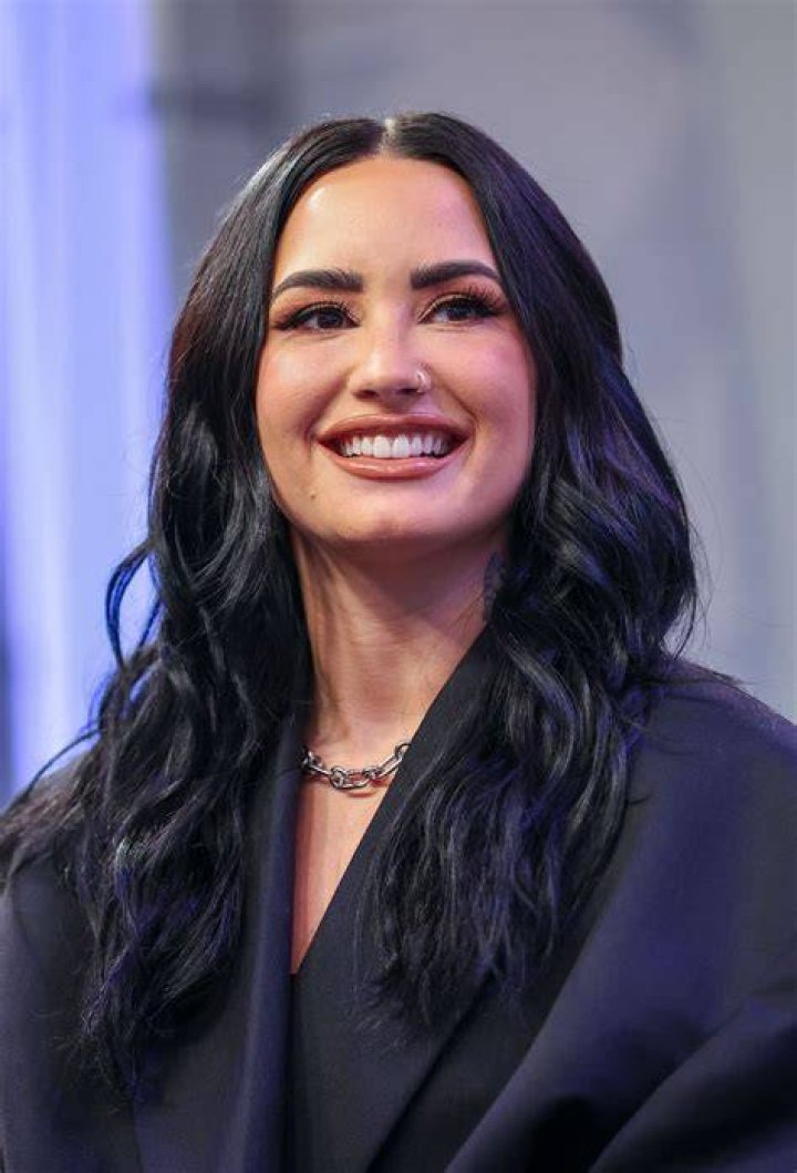 Demi Lovato's engagement ring from fianc&eacute; Jutes has an eye-watering price of nearly $1 million, expert says